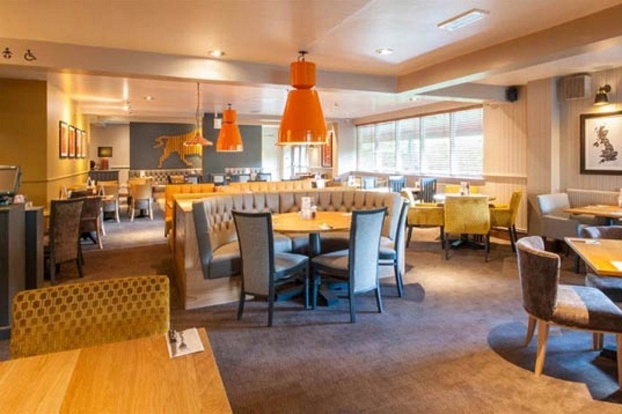 Premier Inn 朗科恩 外观 照片